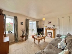 Images for Walnut Tree Ave, HR2, Hereford