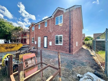 Click the photo for more details of Gorsty Lane, Hereford, Herefordshire