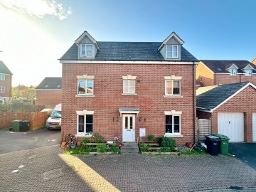 Click the photo for more details of Stable Drive, Hereford